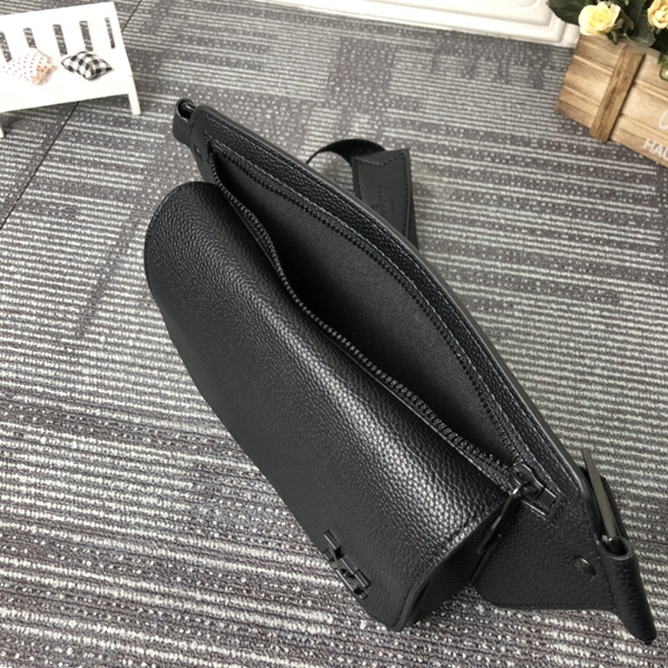 ルイヴィトンバッグ着用イメージ